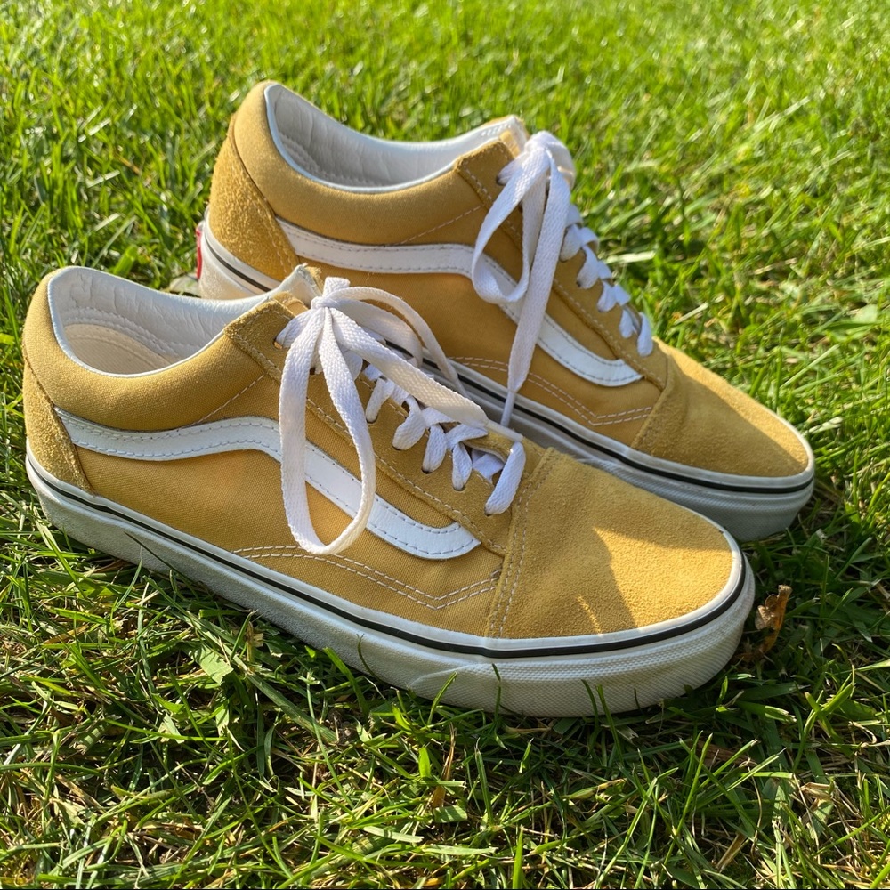 🔆NEW! Yellow Vans!🔅